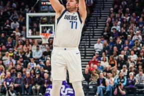  Karsa在老鹰比赛中突破纪录，出色防守引发热议！爱游戏平台