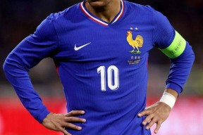 TL前途光明！，姆巴佩新星出色发挥表现突出赛场气氛高涨的简单介绍爱游戏中国